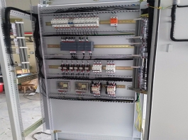 濟南plc控制柜的發展